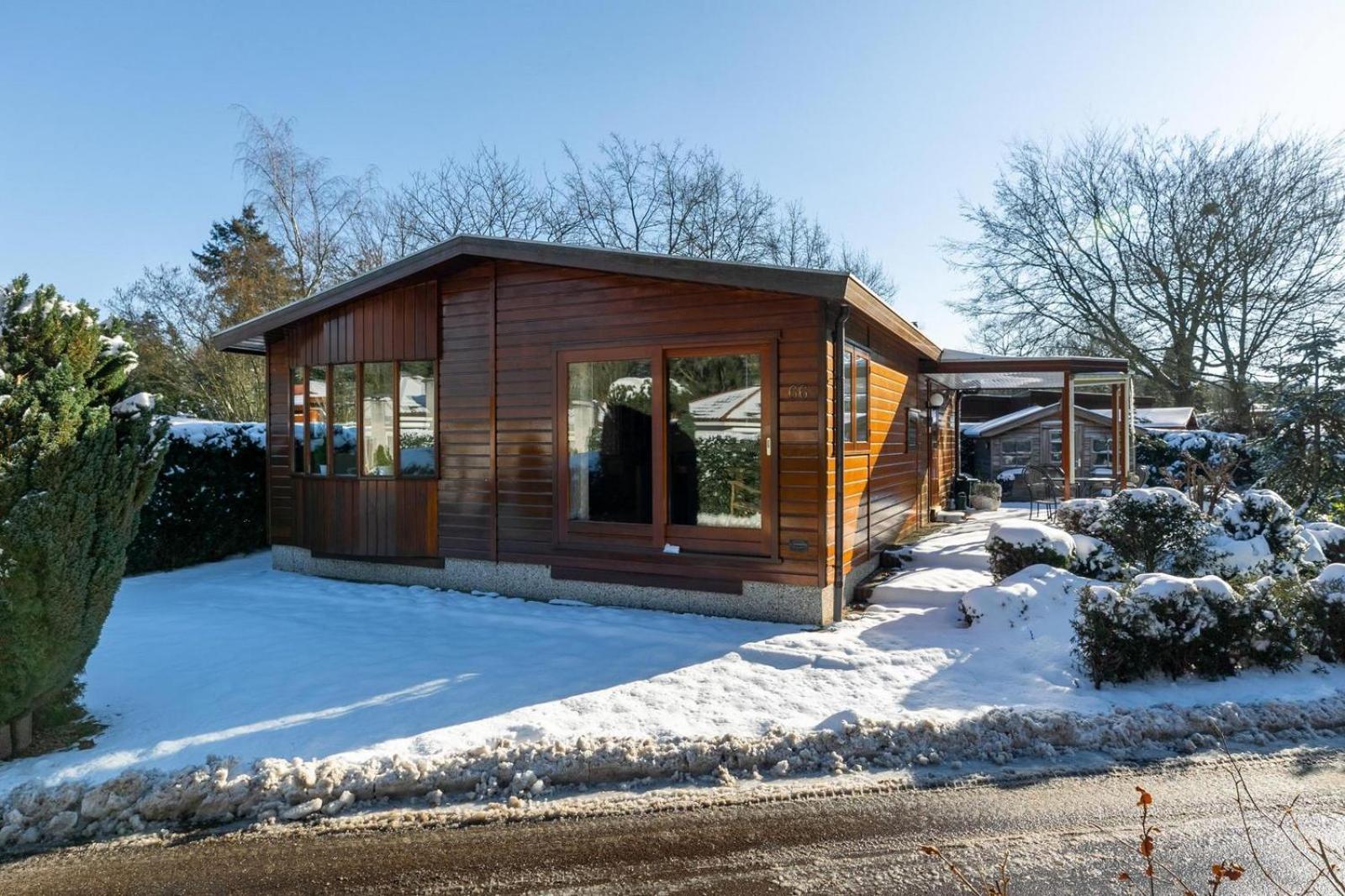 Bungalowpark Het Verscholen Dorp 2* Harderwijk